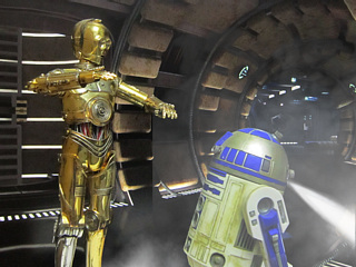 C-3PO R2-D2
